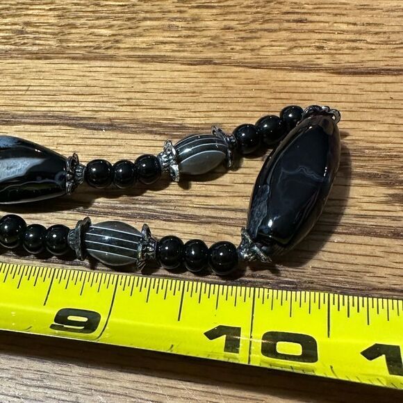 Beautiful Lampwork Black Glass & Genuine Stone Beaded Necklace 20” - Picture 5 of 6
